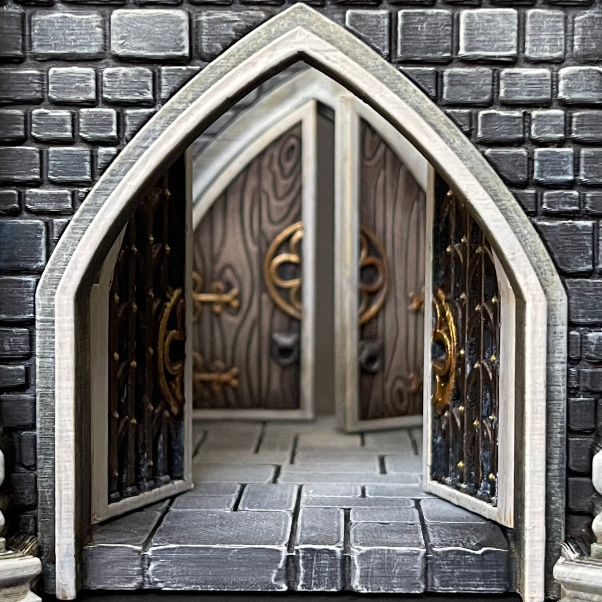 Trifolium Estate Gate House DND Fantasy Castle Terrain